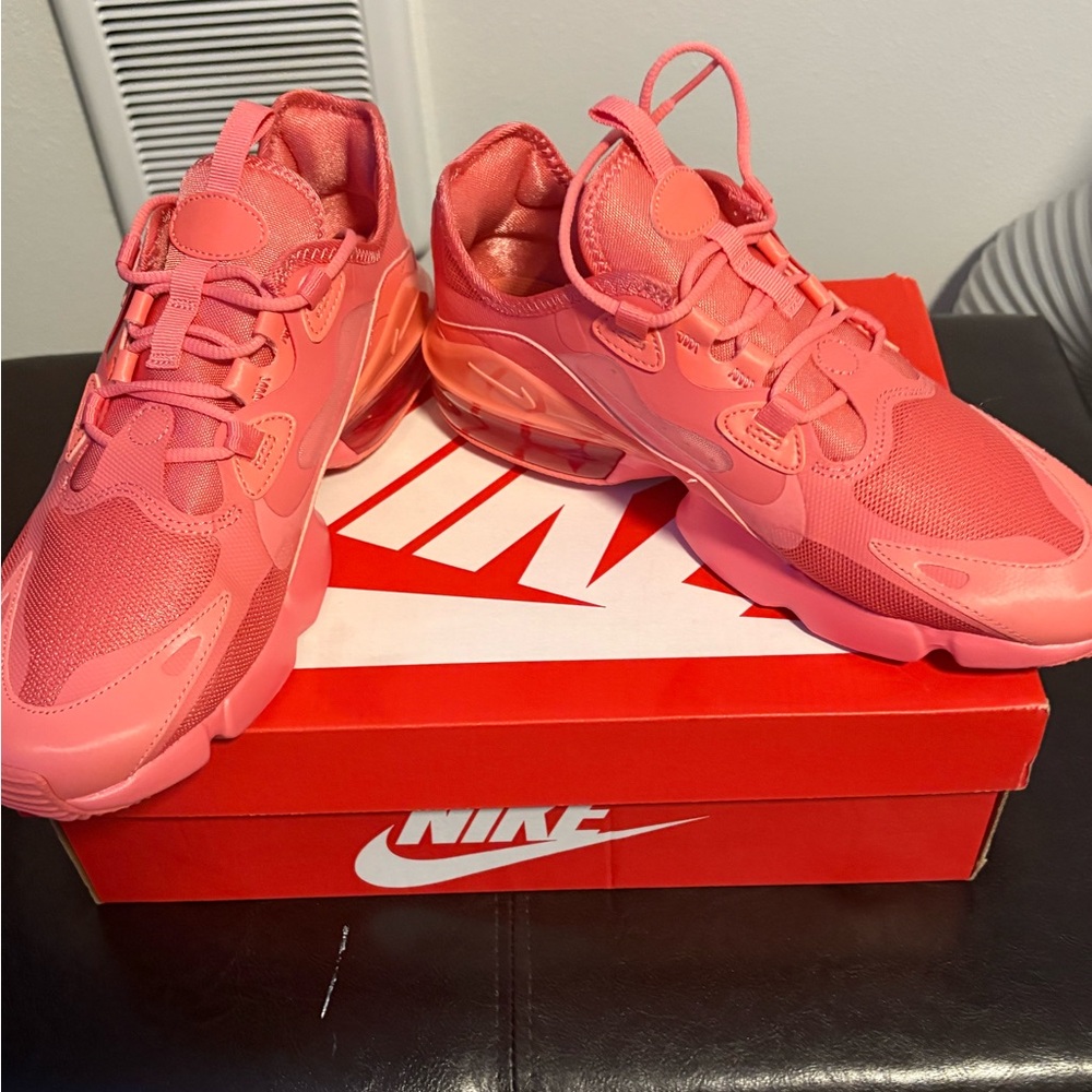 Woman’s New Nike Vibrant Salmon Color Athletic Shoes